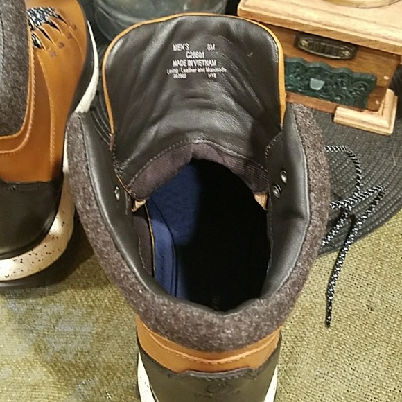 Cole haan water proof winter boots - Picture 2 of 4